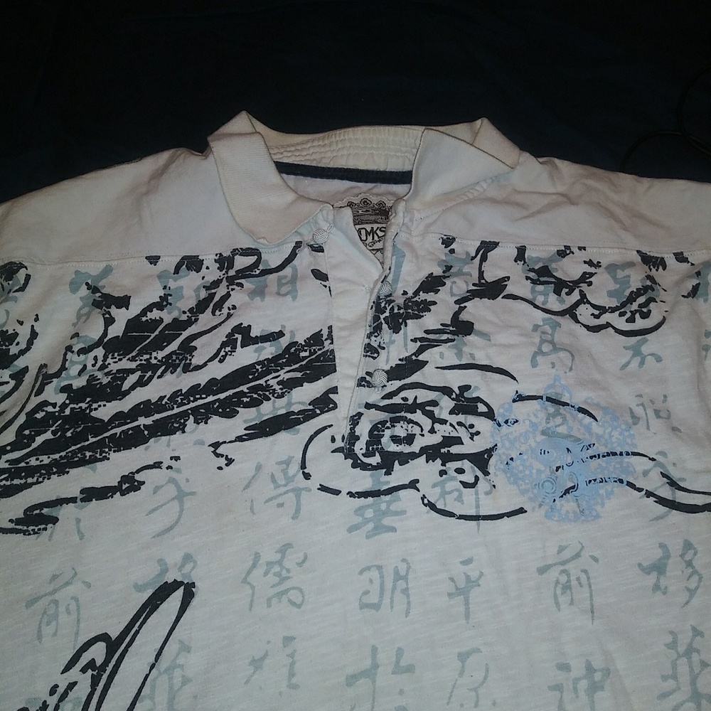 Akademiks shirt...